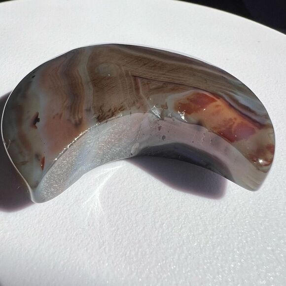 Brown Banded Agate Crystal‎ Moon Carving - Picture 7 of 13